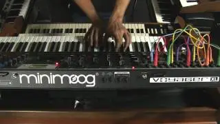 Derek Sherinian Performing the Intro to 