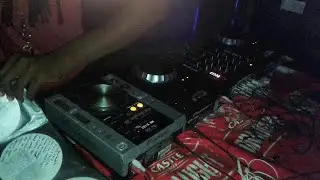 DJ MNYASA @CLUB H2 NELSPRUIT(04 December 2015) | Cellphone footage