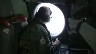Expert: Missing airliner intact on ocean floor