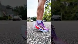 Explosive bounce. Endless comfort. ASICS Megablast 👟⚡️ #AsicsMegablast #marathon #asics #runners