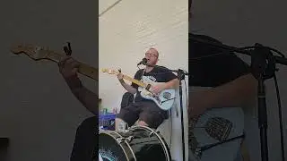 @BobcatOneManBand Smoke Show Girl rockabilly, psychobilly, power pop, garage punk