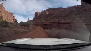 Drone & Drive - Moab's Onion Creek 4x4 Trail