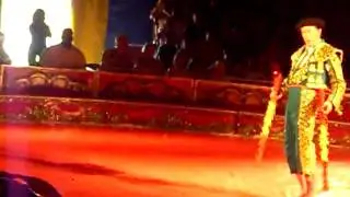 spanish bull  act @ circus @ wild adventures