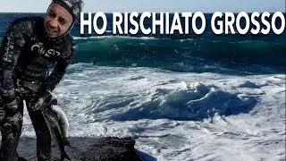 PESCASUB DIFFICILE NEL SOTTOCOSTA TRA LE ONDE