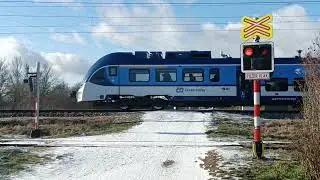 Železničn&iacute; přejezd AŽD 97 Hradec Kr&aacute;lov&eacute;-Maxe Mal&eacute;ho 30.12. 2025