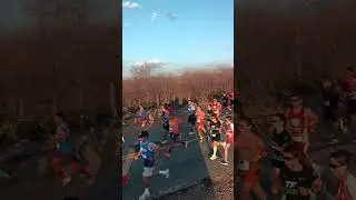 largada da 16&ordf; corrida do com&eacute;rcio 2025 com 450 inscritos !