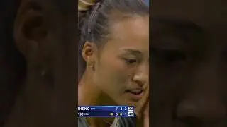 Zheng Qinwen's PERFECTLY disguised drop shot! 🙌