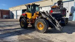 K&ouml;p Lastmaskin Volvo L50HS 471 h p&aring; Klaravik