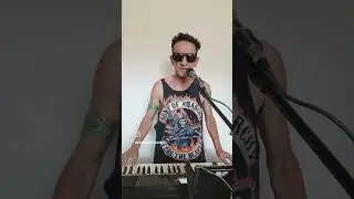 Mais uma do o professor divulga a&iacute; amores compartilhar ..teu amor e um lixo nome da m&uacute;sica 