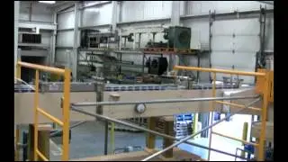 Dillin: Boxes on AIR DECK&reg; Conveyor