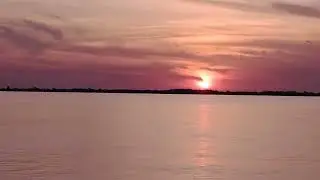 Por-de-sol no rio Amazonas. 13/01/2026 Заход солнца над Амазонкой.