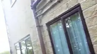 VeltPvP - Friend throws egg at neighbours house for an unban.