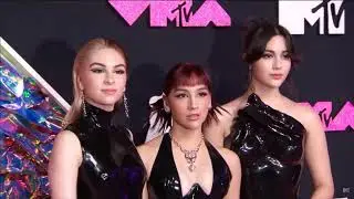 The Warning Red Carpet VMA 2023
