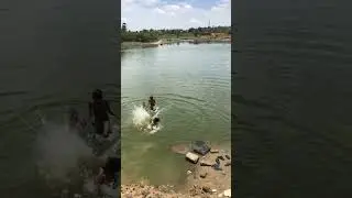 Swimming action style