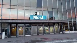 Hl&aacute;&scaron;en&iacute; vlaků ve stanici Most | INISS-1 Danu&scaron;e Hostinsk&aacute;-Klichov&aacute; | 13.8. 2023