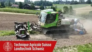 Une dameuse &laquo;Pistenbully&raquo; pour aplanir l&rsquo;humus