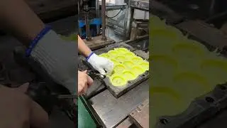 How the silicone bracelet is made, take you to reveal the secret. #short video
