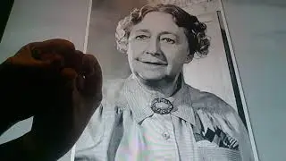 Horacio the handsnake - Dame May Whitty