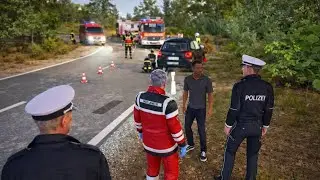 Ambulance game offline on road student bacchon wala game Simulator Android Gameplay 