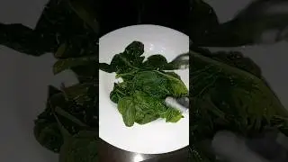 nilagang kulitis. rich in minerals. super food #spinach