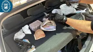 210602 - Policía Local Málaga - Detenido tras huir en coche con 6.845 euros, una pistola y droga