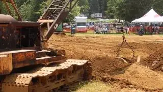 Rough and Tumble 2015 - Unit Dragline and Dozers at work