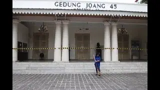 WAHH! INILAH ISI MUSEUM JOANG '45. KEREN ASLI. (Vlog)