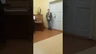 Граю на сексофоні Колискову і Чейську польку