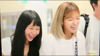 JEONGYEON X CHAEYOUNG 👭 - 