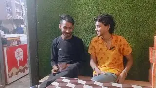 Dukaan per Mila Mera 😘😘dost Rahul 😘😘😘🥰