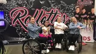Rolletes.  Haciendo tik tok