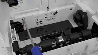 Tork H1 Intuition Dispenser Replacing Cassette Video