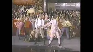 The LEGENDARY Gregory Hines & Savion Glover - Jelly's last jam at macy's thanksgiving parade '92