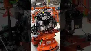 Mercedes Benz engine assembly #music #japan #automobile #japan #usa #machine #cars#india #shortvideo