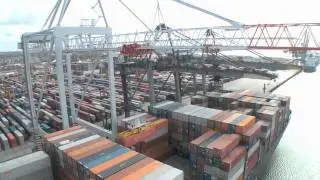 DP World New cranes build