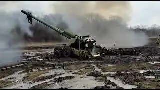 Ukraine's 2A36 Giatsint-B 152mm howitzers pounding Russia'n army around Kyiv