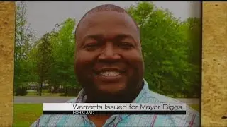 Warrants issued for West Alabama mayor