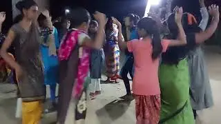 Banjara&rsquo; girls dance gokul thanda