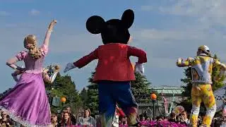 Disneyland dance Parade Autumn 2024, Raspuzel, Coco, Snowflake, Mickey, Daisy Donald #disney #parade