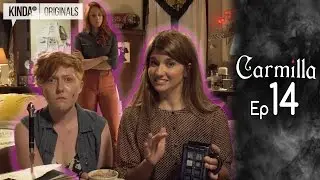 Кармилла | S1 E14 «Исследовательская поездка»