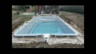 Construction d'une piscine coque polyester dans les Hauts de France #construction #pool #renovation