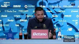 Farioli confirma um titular frente ao Vit&oacute;ria e diz que s&oacute; h&aacute; 2 lesionados