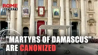 Pope Francis canonizes the 
