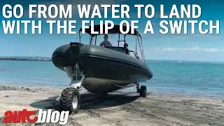 Amphibious craft with &ldquo;legs&rdquo;