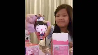 Unboxing Bettie by Moetech