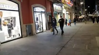 Walking in Bari , 4K