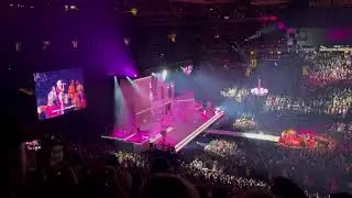 Barbie Girl (Spin-the-bottle song!) - Sabrina Carpenter at MSG on Halloween - October 31, 2025