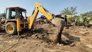 JCB bakhoe 3dx loading mud in New mahindra yuvo tech+575Di ||