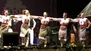 Traditional Romanian Dance