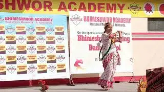 School students dancing with full swag